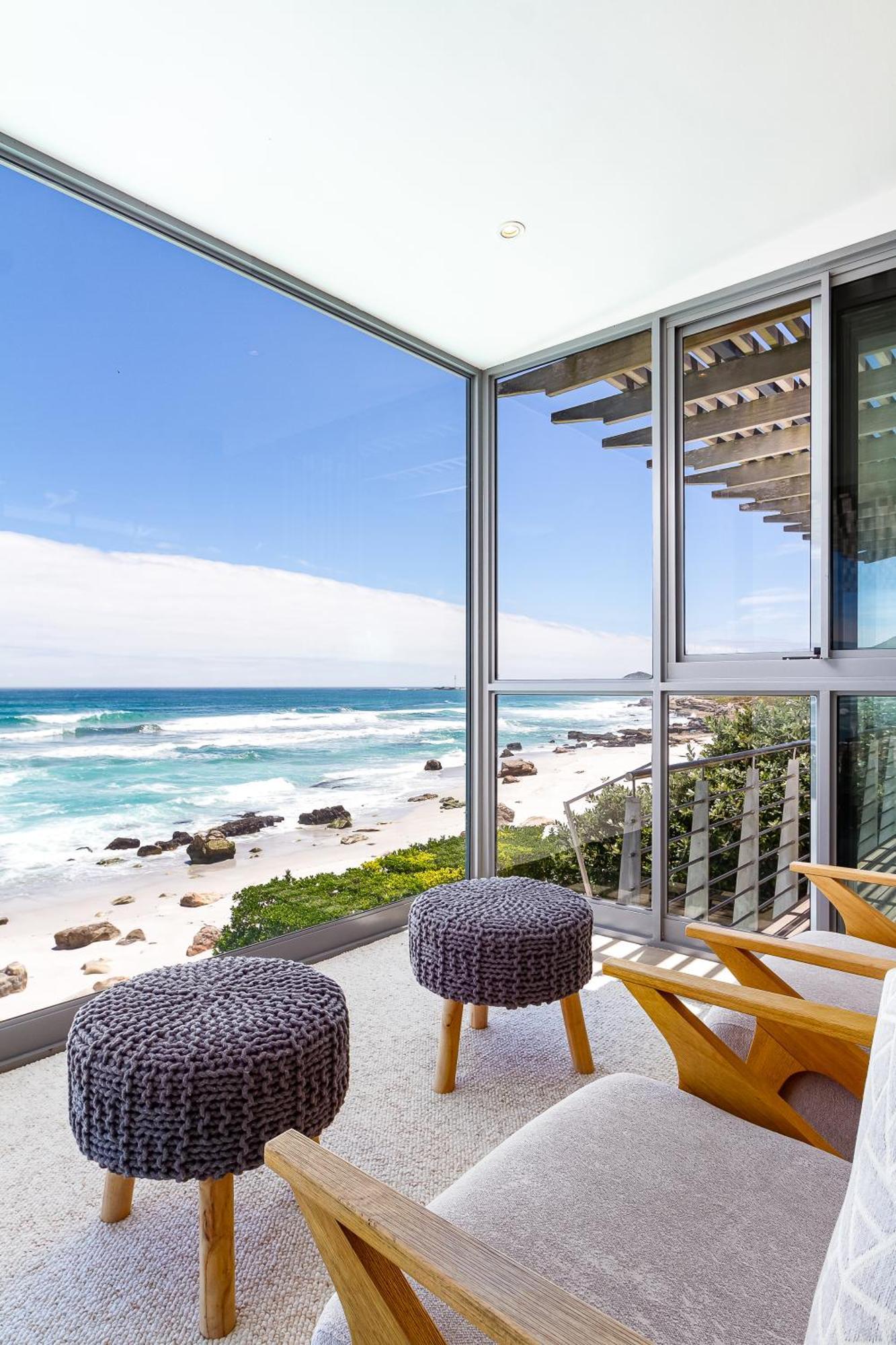 Villa Misty Cliffs Scarborough Bagian luar foto
