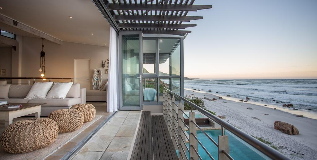 Villa Misty Cliffs Scarborough Bagian luar foto